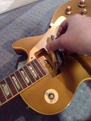 neck pickup route